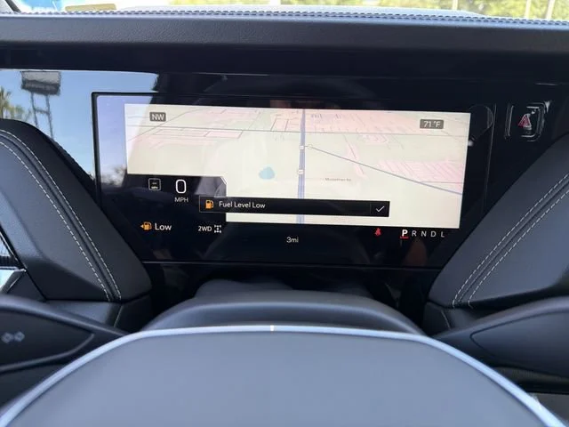 New 2026 Sterling Metallic GMC Elevation image 34