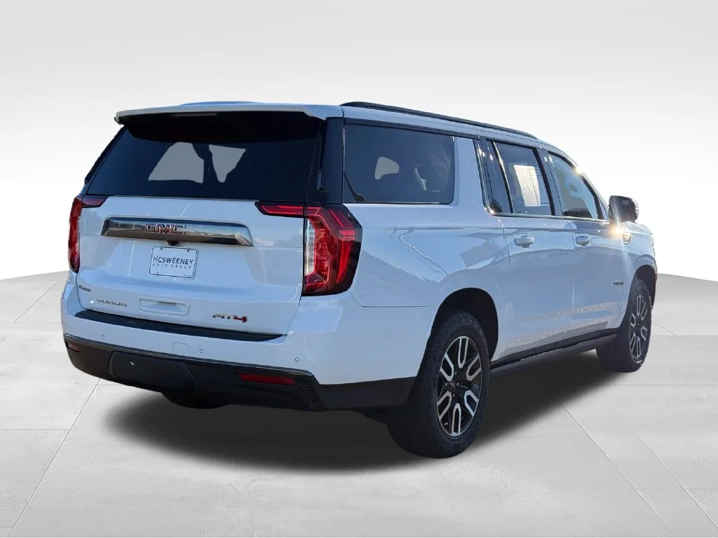 Used 2023 White GMC AT4 image 26