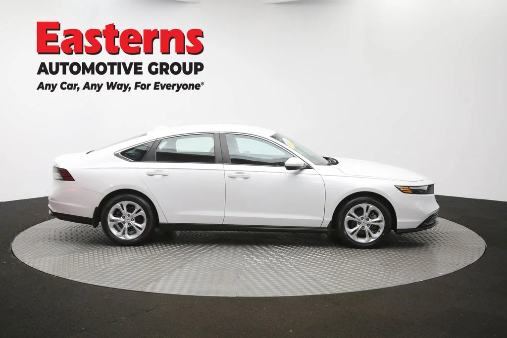 Used 2023 White Honda LX image 45