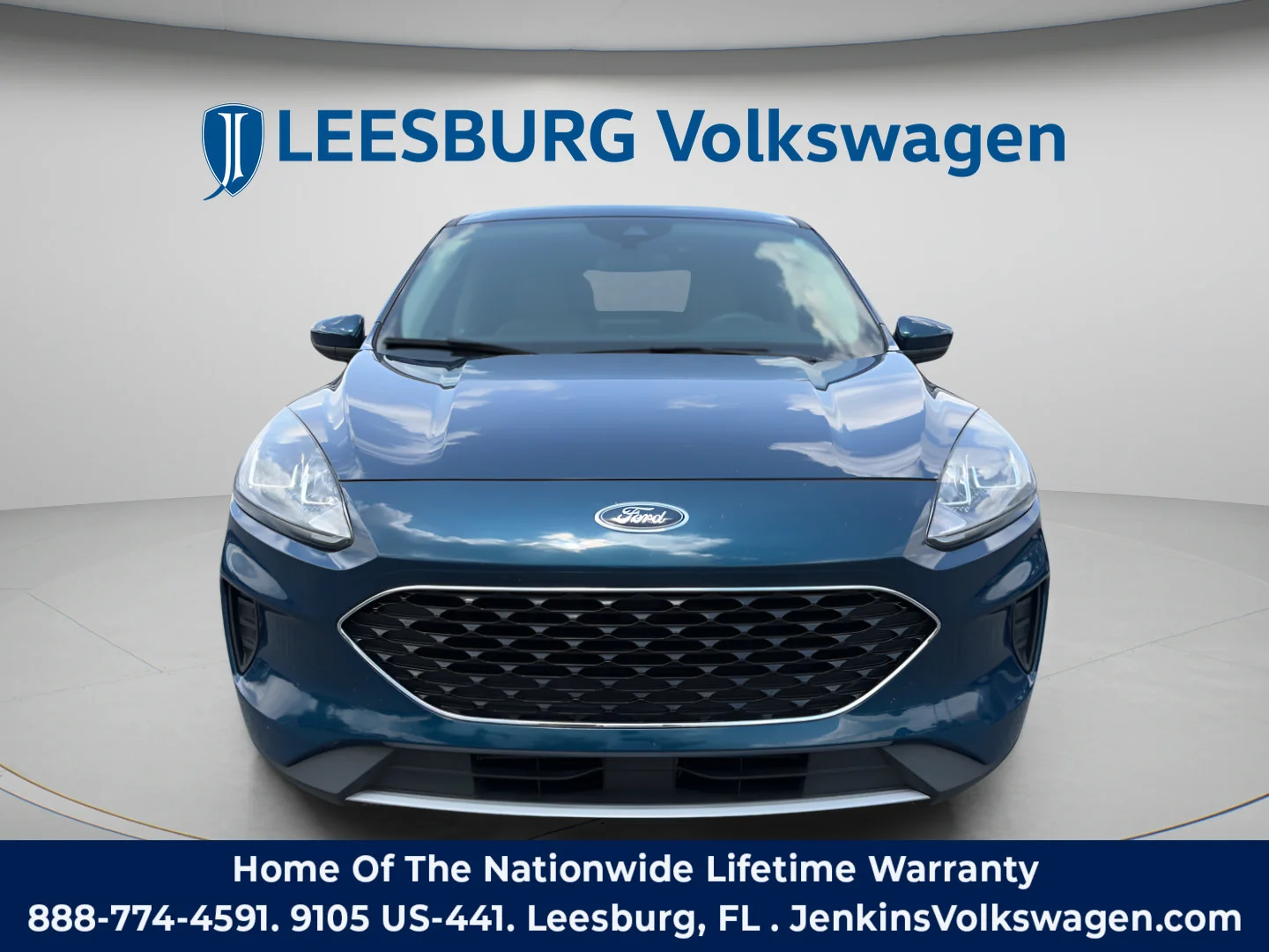 Used 2020 Green Metallic Ford SE image 9