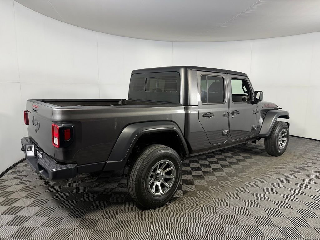 Certified Used 2024 Gray Jeep Sport image 7