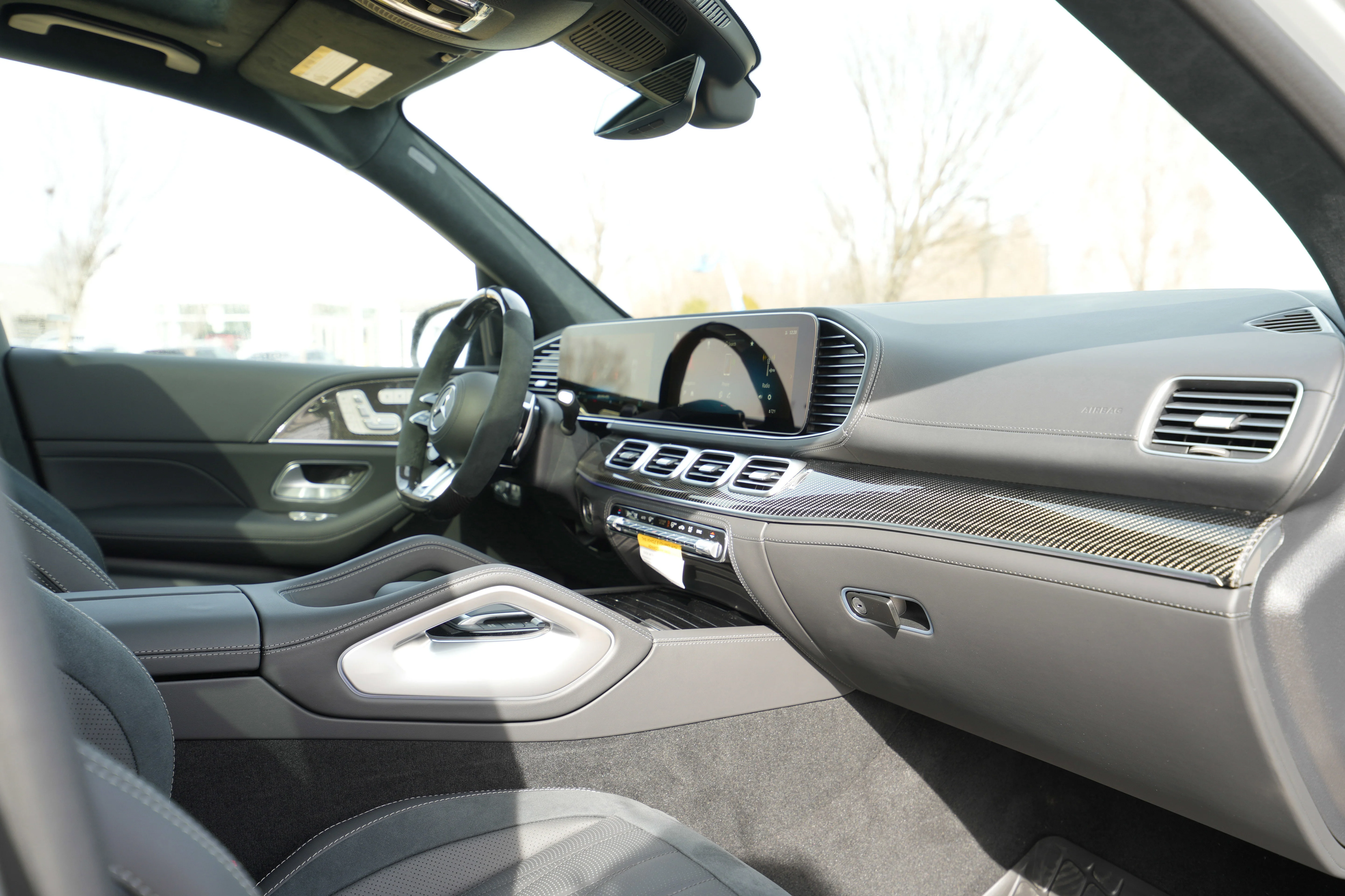 New 2026 MANUFAKTUR Alpine Grey Mercedes-Benz AMG® GLE 63 S image 48