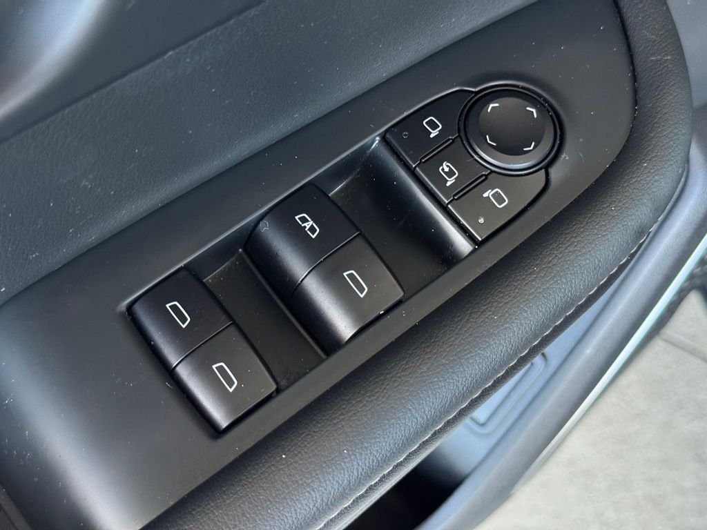 Used 2025 Black Buick Preferred image 29