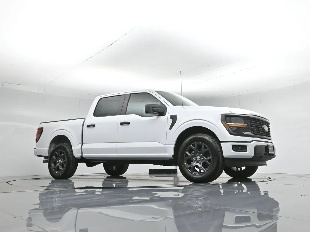 New 2026 White Ford STX image 3