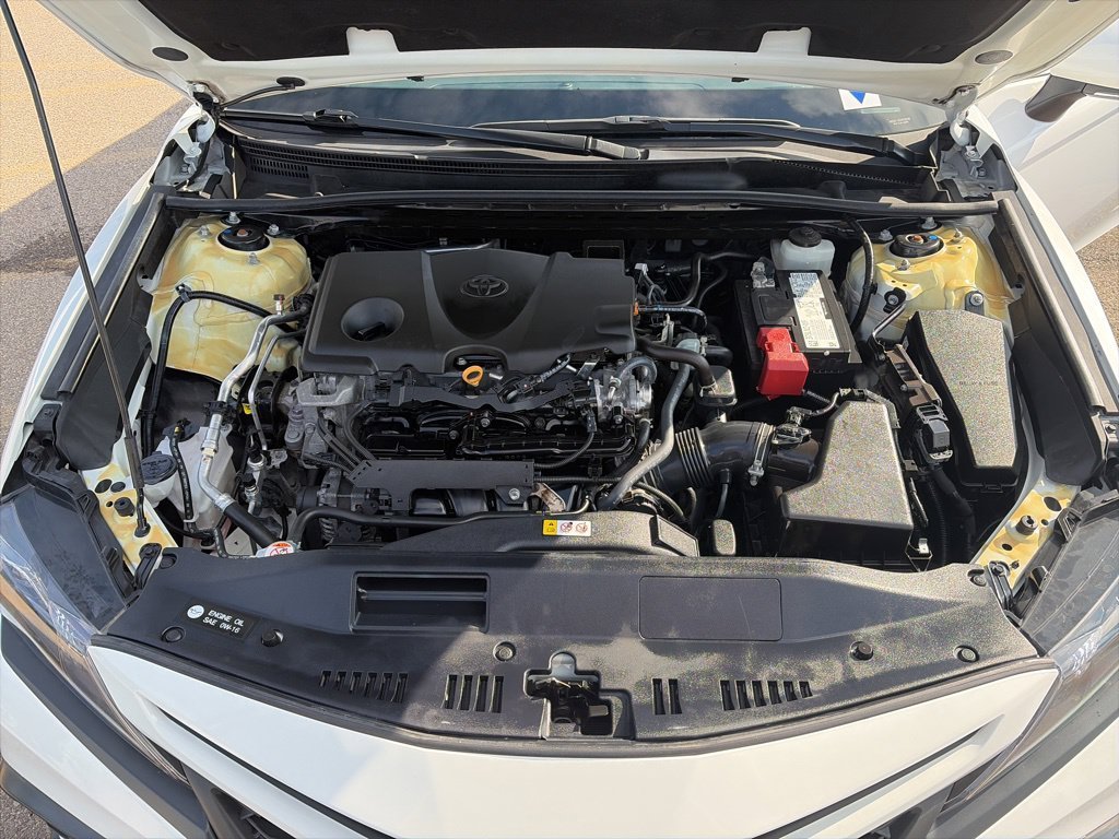 Used 2023 White Toyota SE image 10