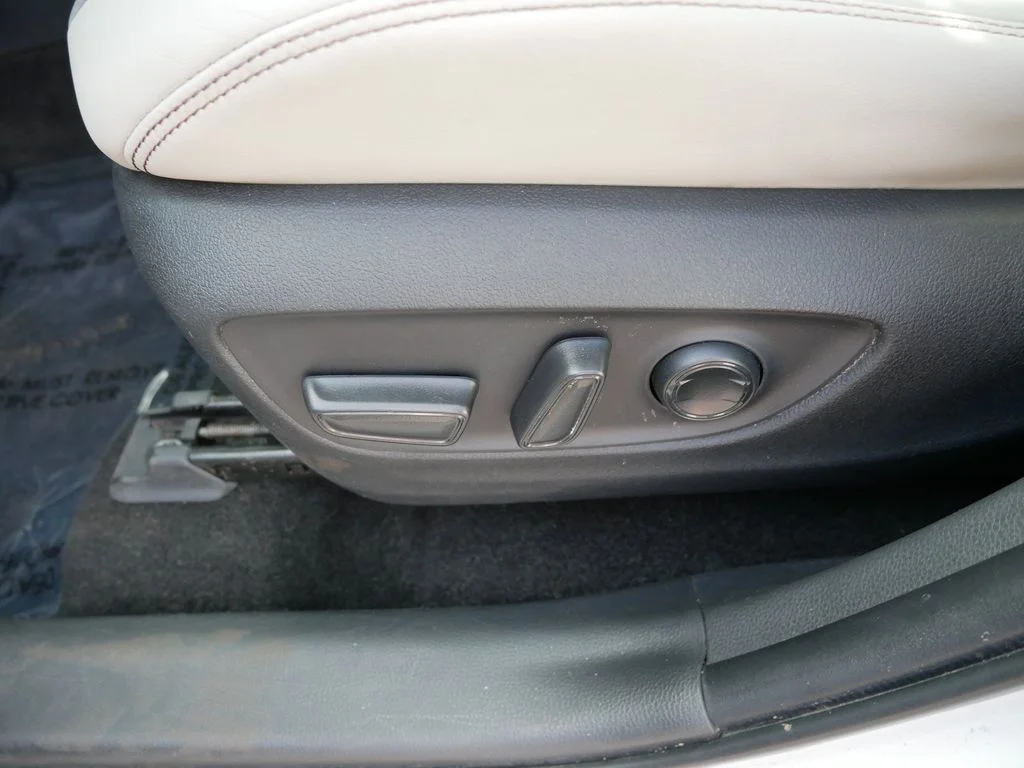 Used 2024 Beige Toyota XLE Premium image 15