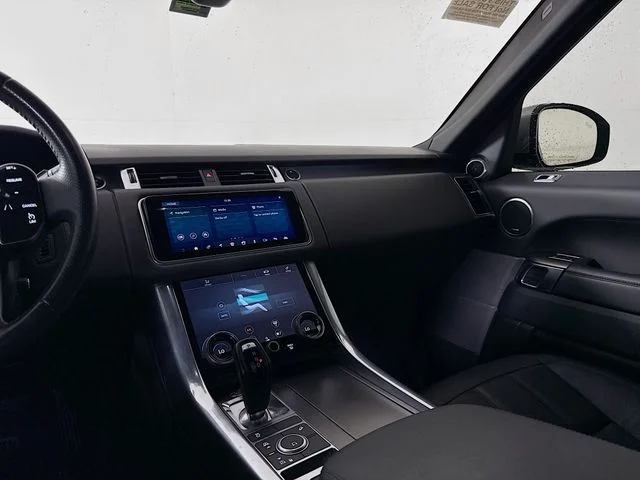 Used 2021 Silver Land Rover SE image 25