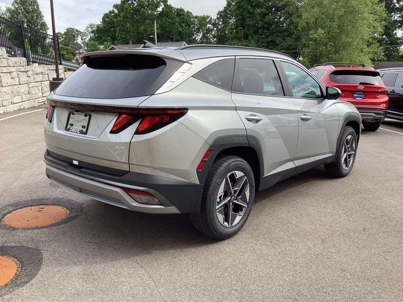 New 2026 Silver Hyundai SEL AWD image 7