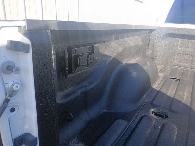 New 2026 Bright White Clear-Coat Exterior Paint RAM Laramie image 7