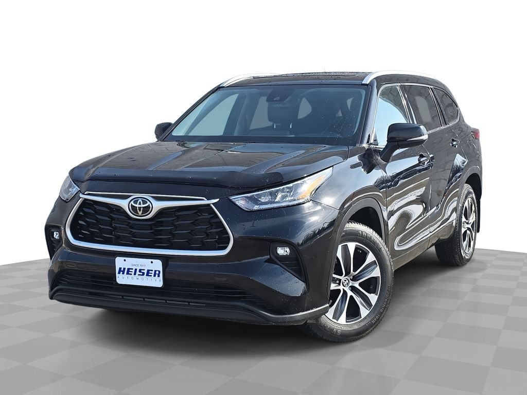 2022 Toyota Highlander XLE 4x4 V6's photo