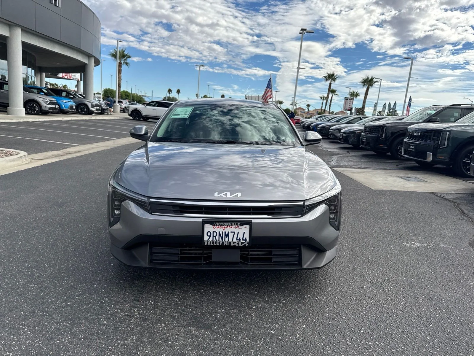 Used 2025 Steel Gray Kia LXS image 4