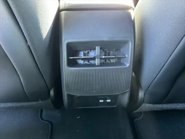2026 Jeep Cherokee Limited - Photo 10