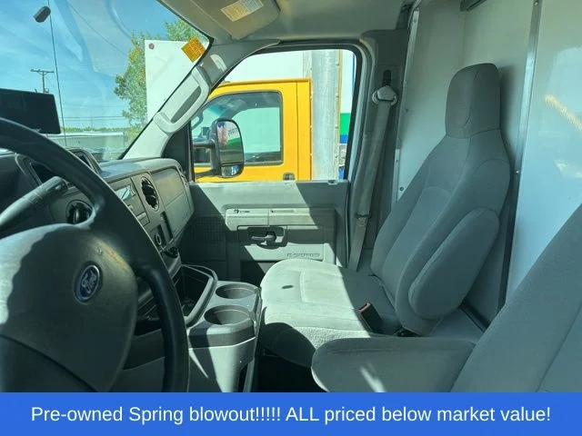 Used 2017 White Ford XL image 12