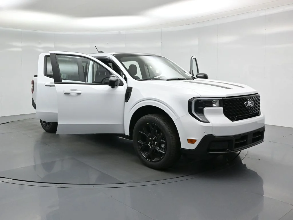 New 2026 White Ford Lariat image 32