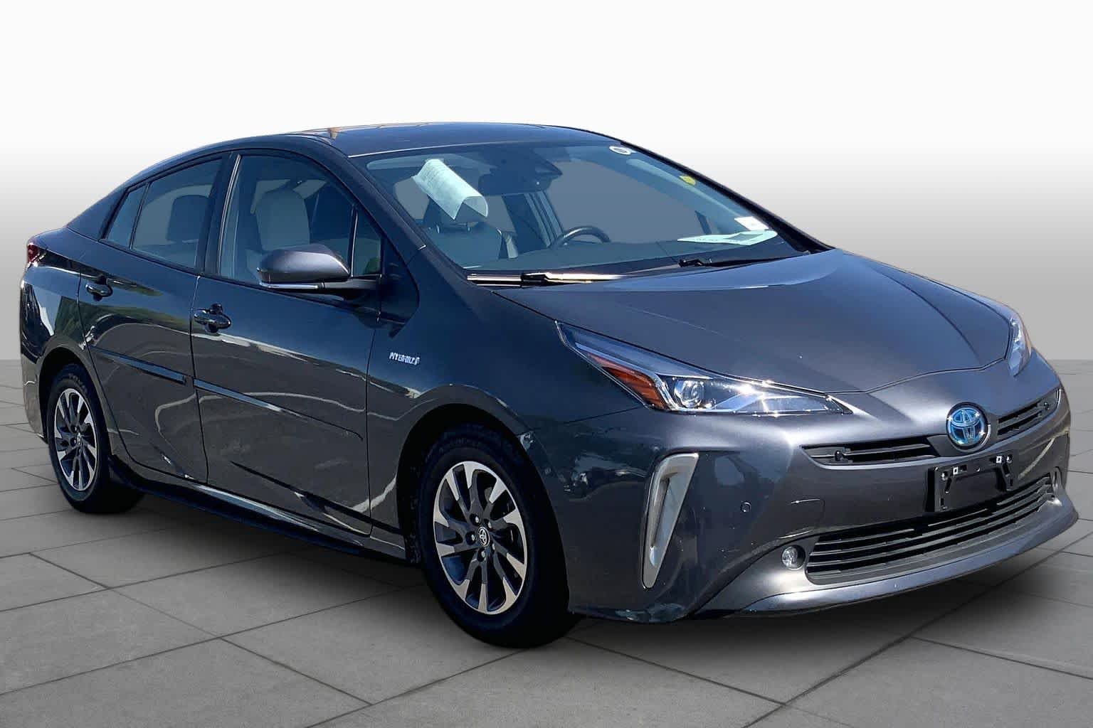 Used 2022 Magnetic Gray Metallic Toyota Limited image 3