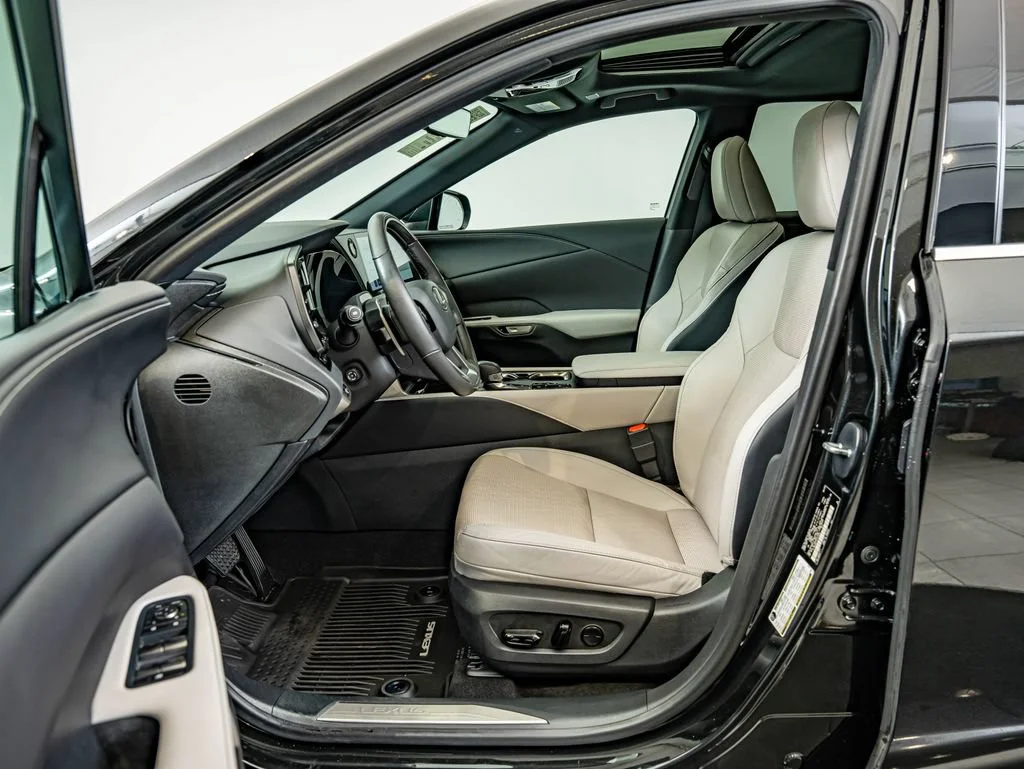 Used 2023 Caviar Lexus 350 Premium Plus image 33
