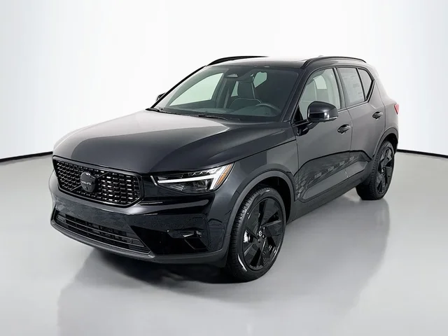 2026 Volvo XC40 B5 Ultra Black Edition