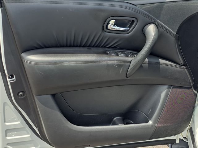 Used 2023 White Nissan SV image 15