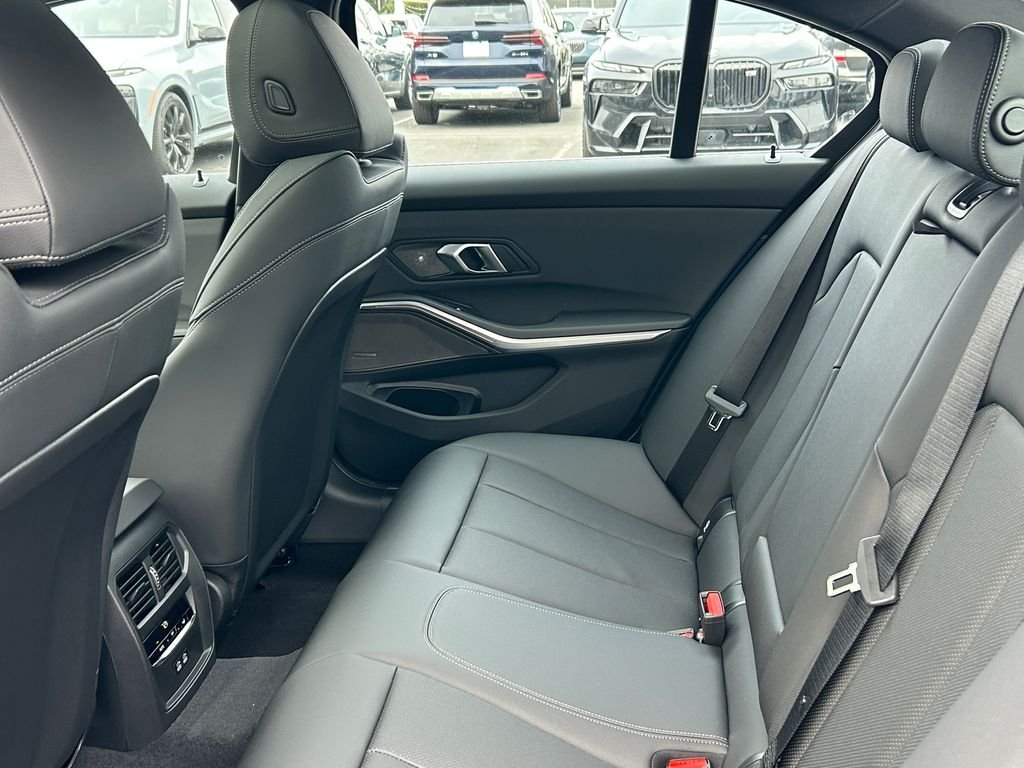 New 2026 Arctic Race Blue metallic BMW 330i xDrive image 30
