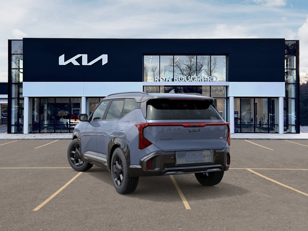 New 2027 Pale Gray Kia X-Line S image 4
