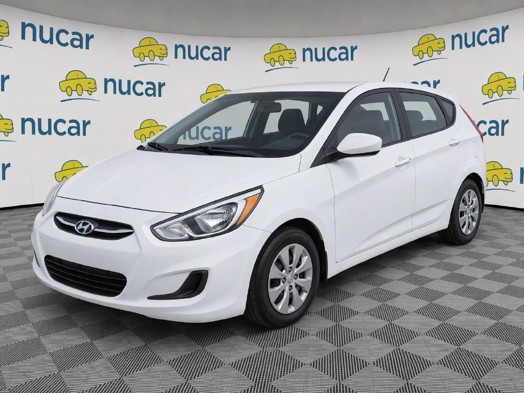 Used 2017 White Hyundai SE image 1