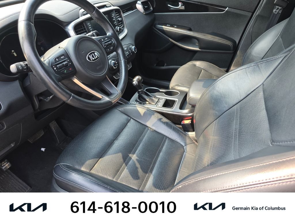 Used 2017 Silver Kia EX image 17