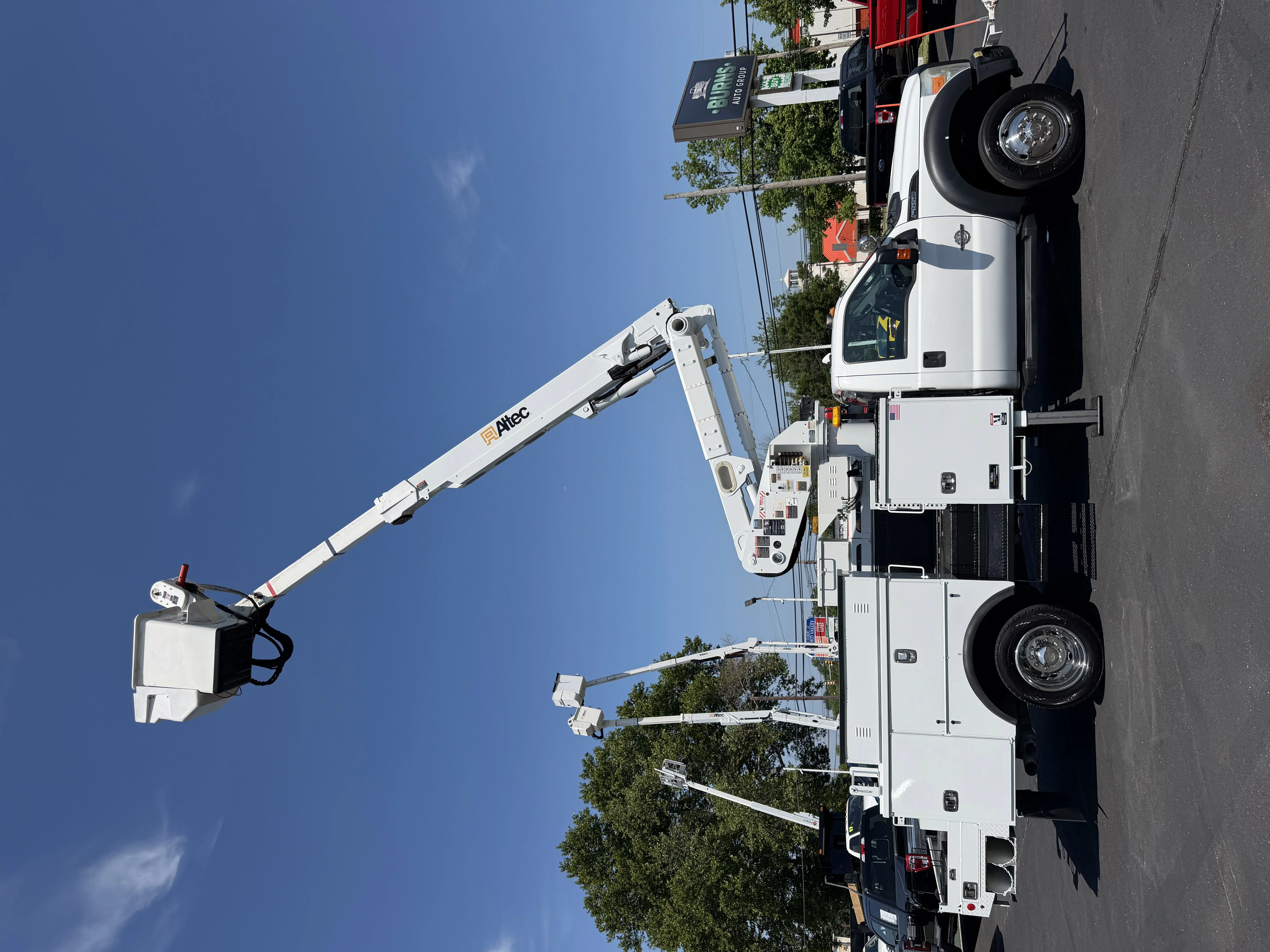 Used 2016 Oxford White   Z1 Ford XLT image 5