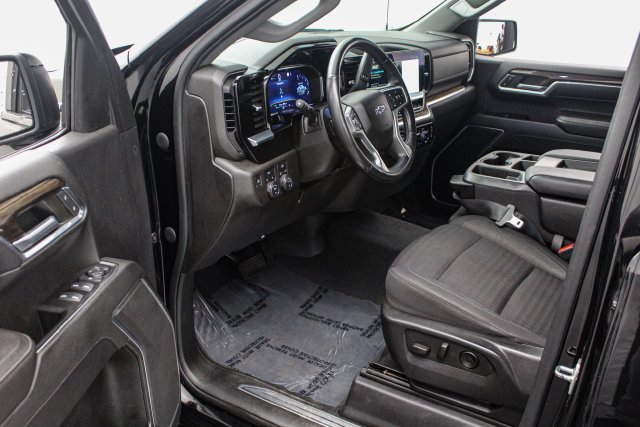 2022 Chevrolet Silverado 1500 RST - Photo 11