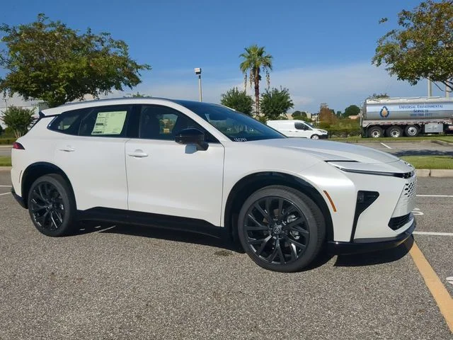 New 2026 Oxygen White Toyota Limited image 2