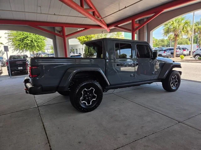 Used 2024 Gray Jeep Mojave image 13