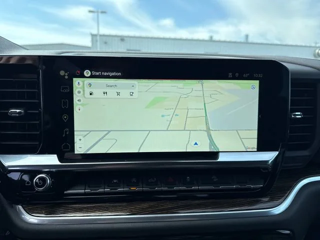 New 2026 Sterling Metallic GMC Elevation image 22