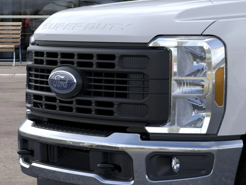 New 2026 Oxford White Ford XL image 17