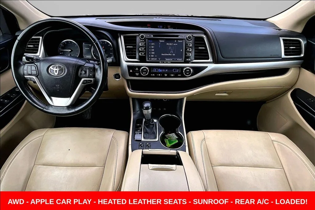 Used 2019 Red Toyota XLE image 7