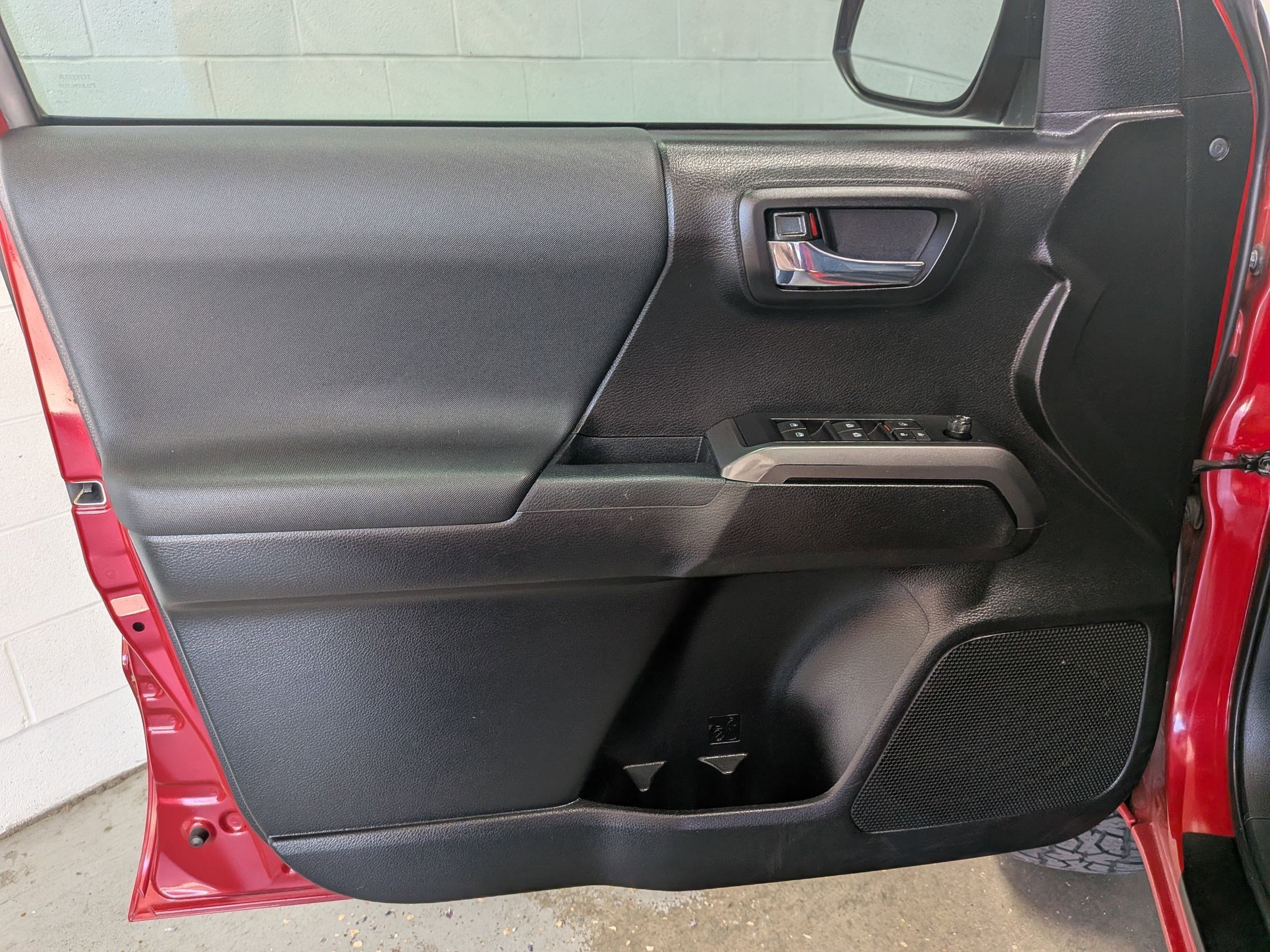 Used 2022 Barcelona Red Metallic Toyota SR image 13