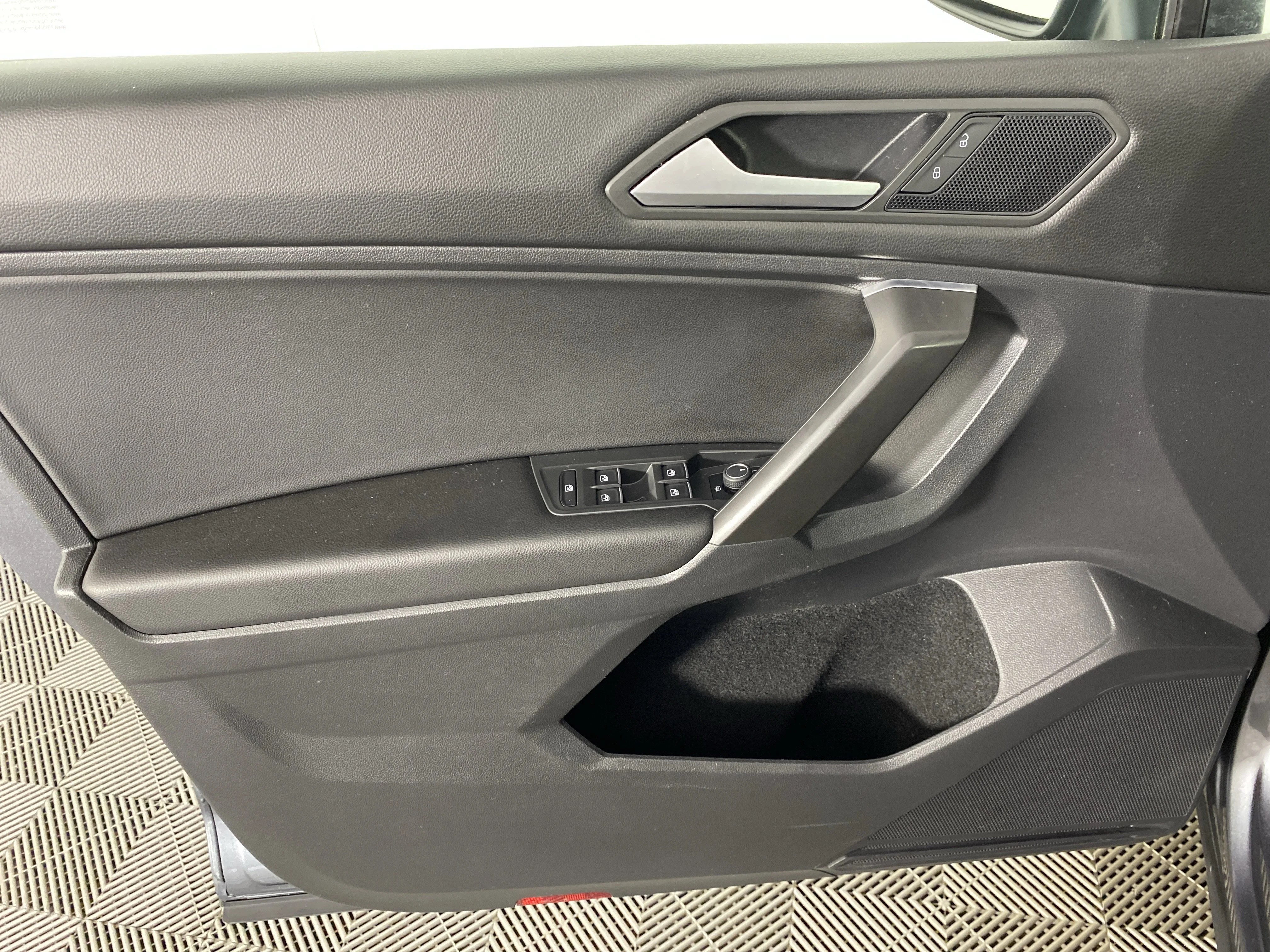 Used 2021 Platinum Gray Metallic Volkswagen SE R-Line Black image 14