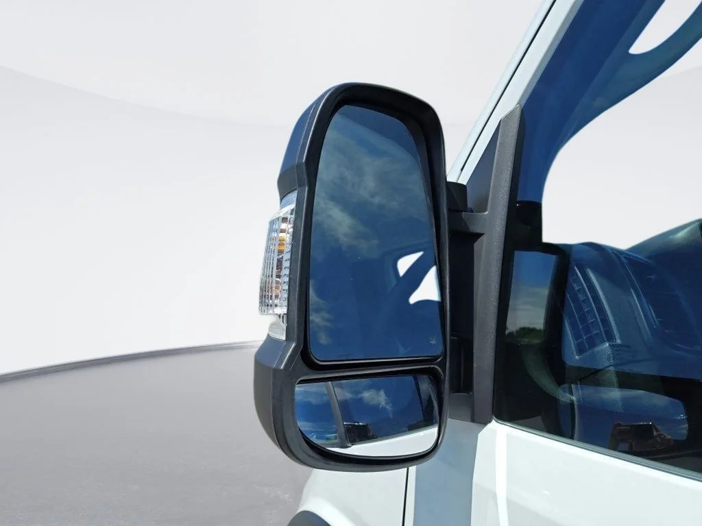 New 2026 Bright White Clear-Coat Exterior Paint RAM High Roof image 13