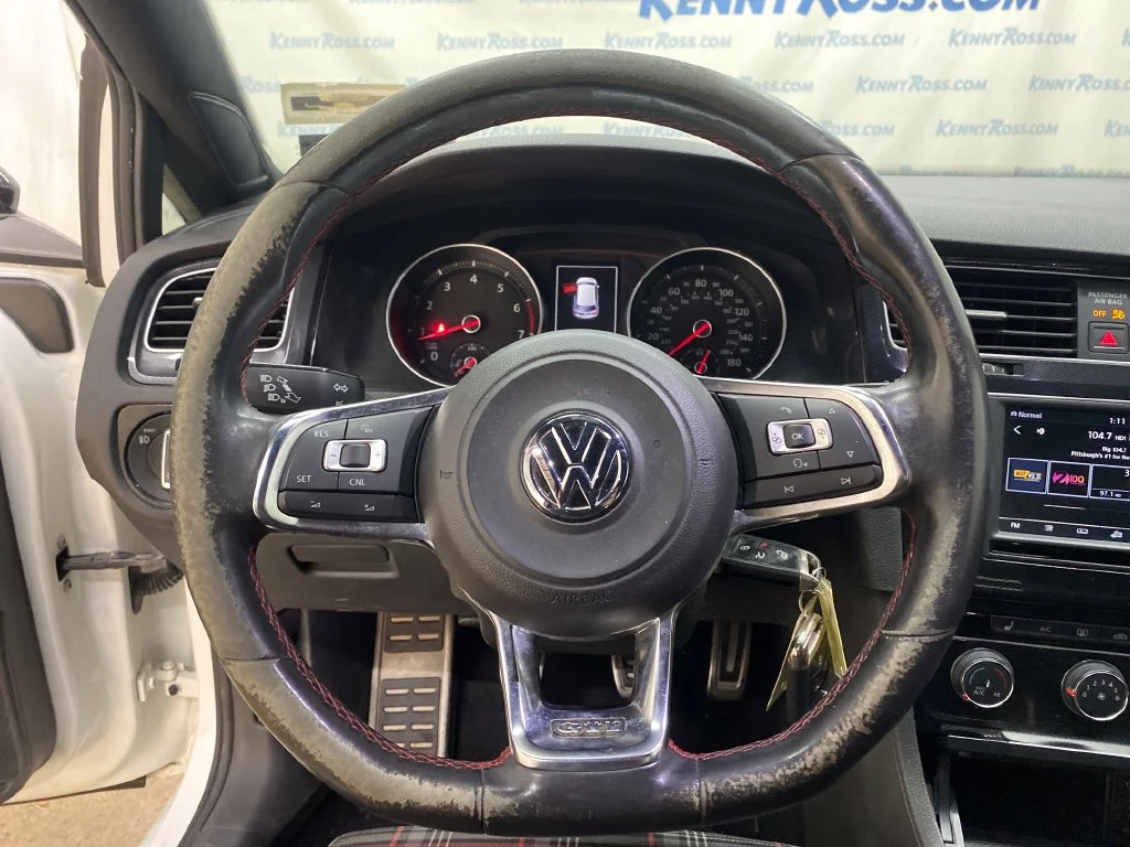 Used 2016 White Volkswagen S image 12