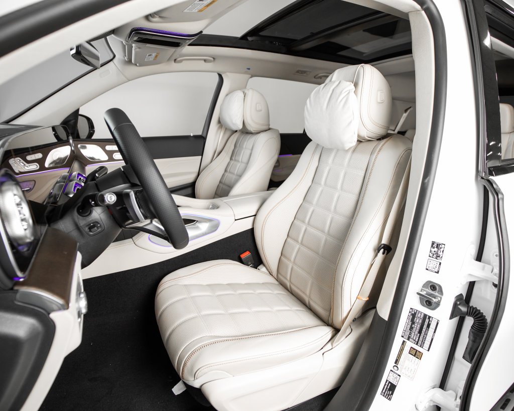 New 2027 Polar White Mercedes-Benz GLS 450 image 5