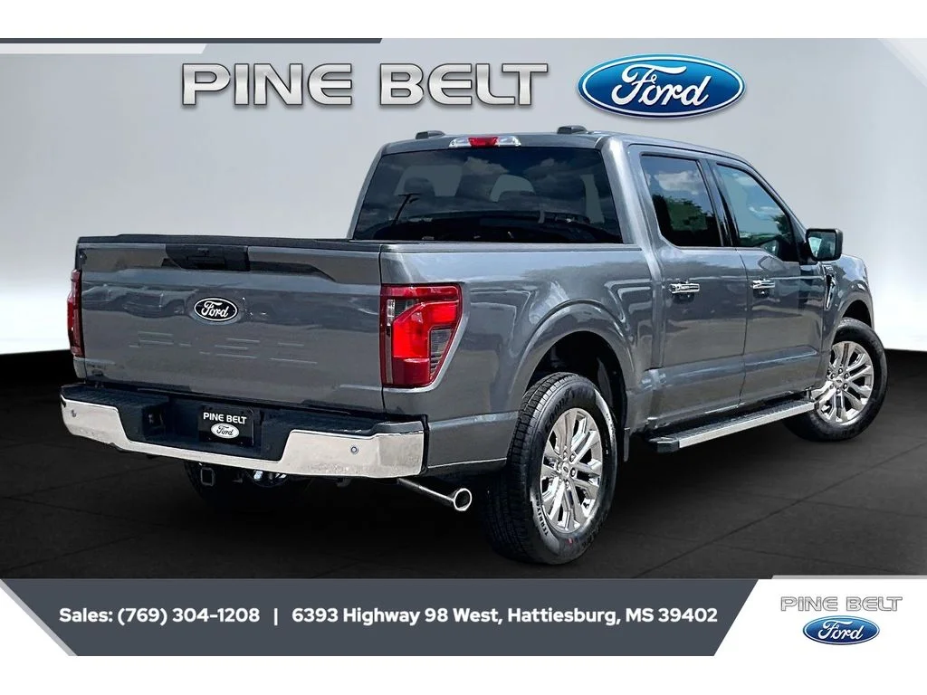 New 2026 Carbonized Gray Metallic Ford XLT image 11