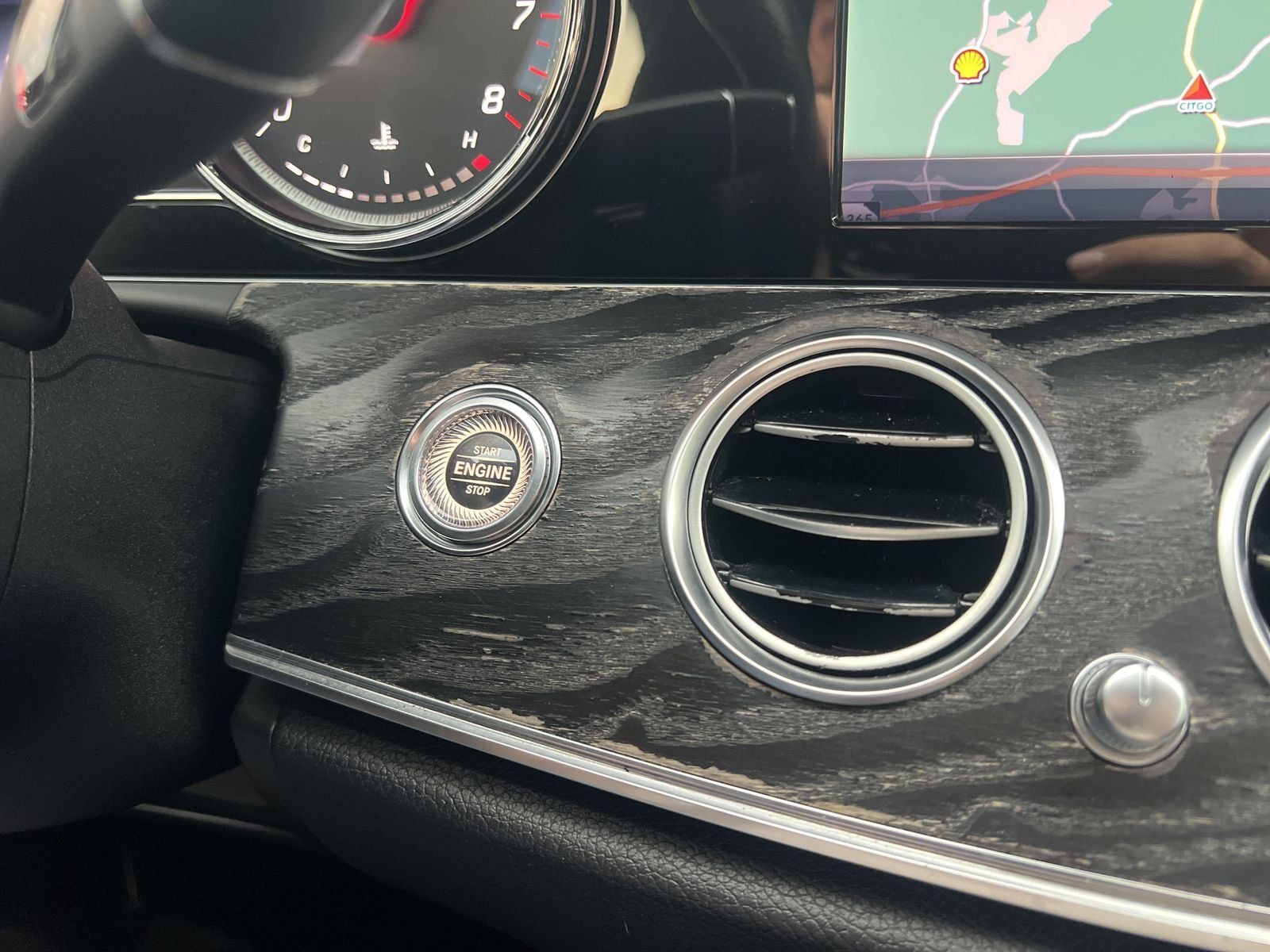Used 2018 White Mercedes-Benz E 300 image 5