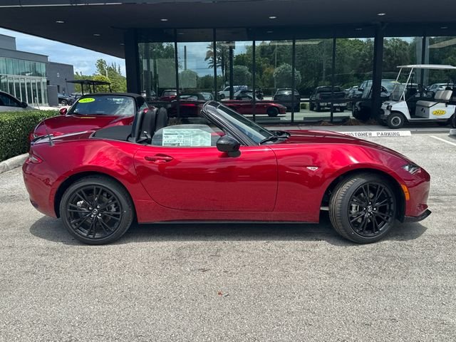 Used 2026 Red Mazda Club image 3