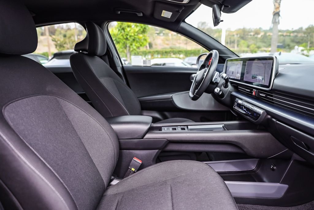 2024 Hyundai IONIQ 6 SE - Photo 17