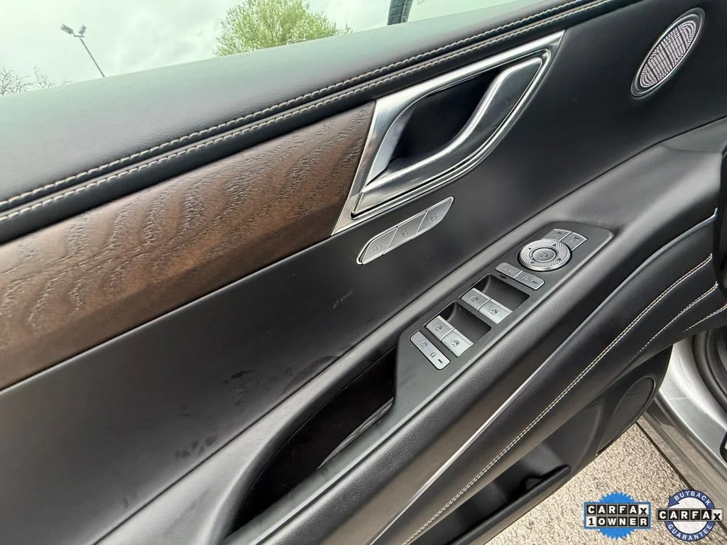 Used 2024 Silver Genesis 2.5T image 11