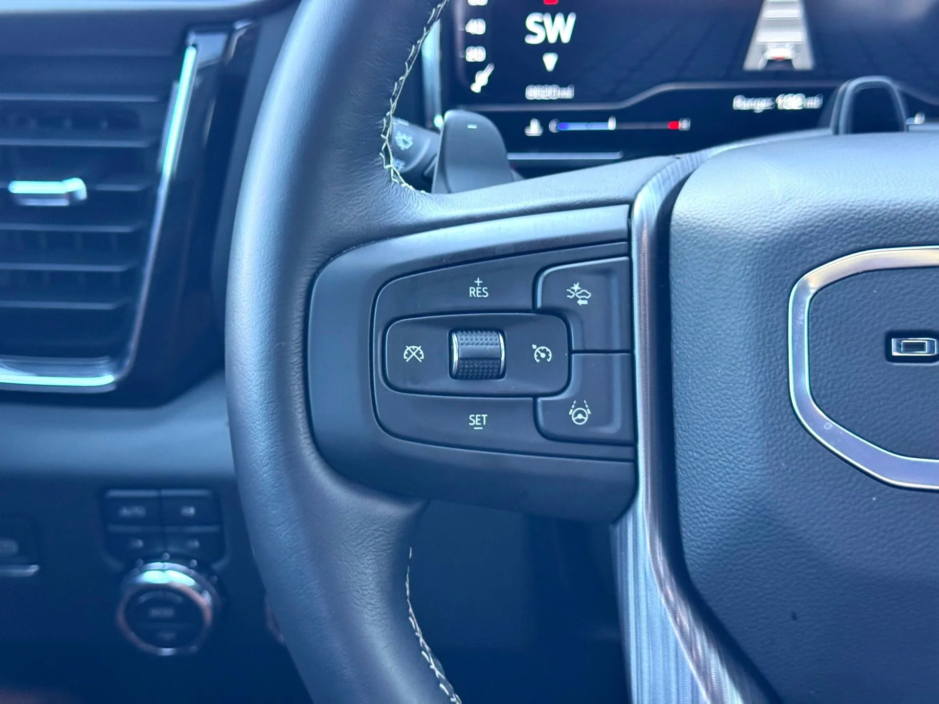 Used 2025 Downpour Metallic GMC Denali Ultimate image 29