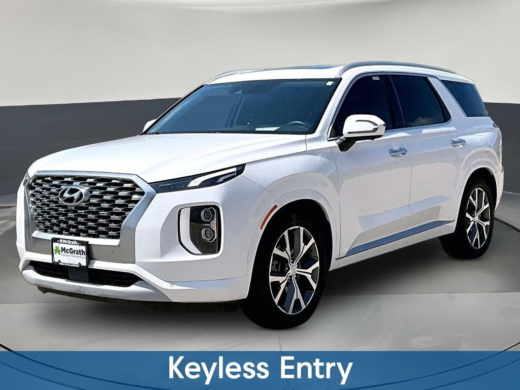 Used 2022 White Hyundai Limited image 3