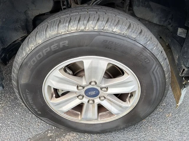 Used 2020 Black Ford XL image 12