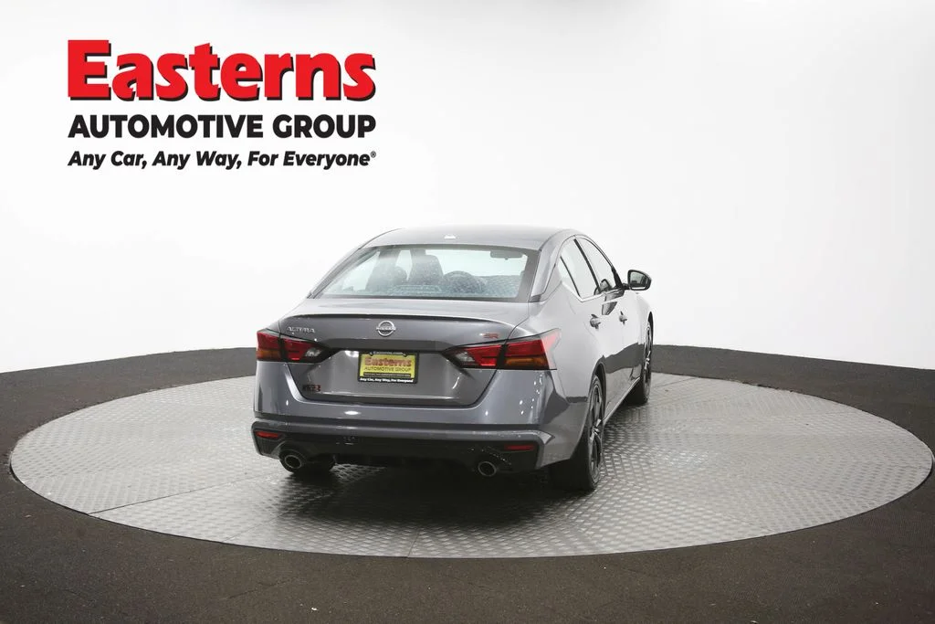 Used 2023 Gray Nissan 2.5 SR image 38