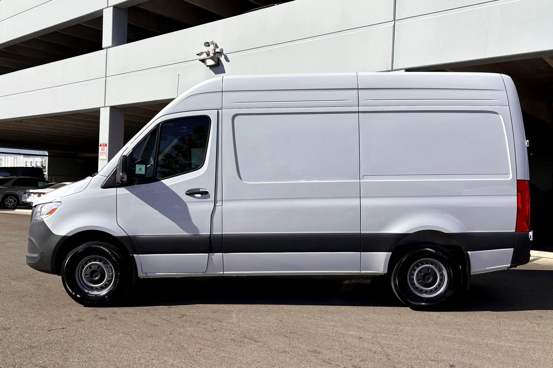 New 2026  Mercedes-Benz Cargo 144 WB image 4