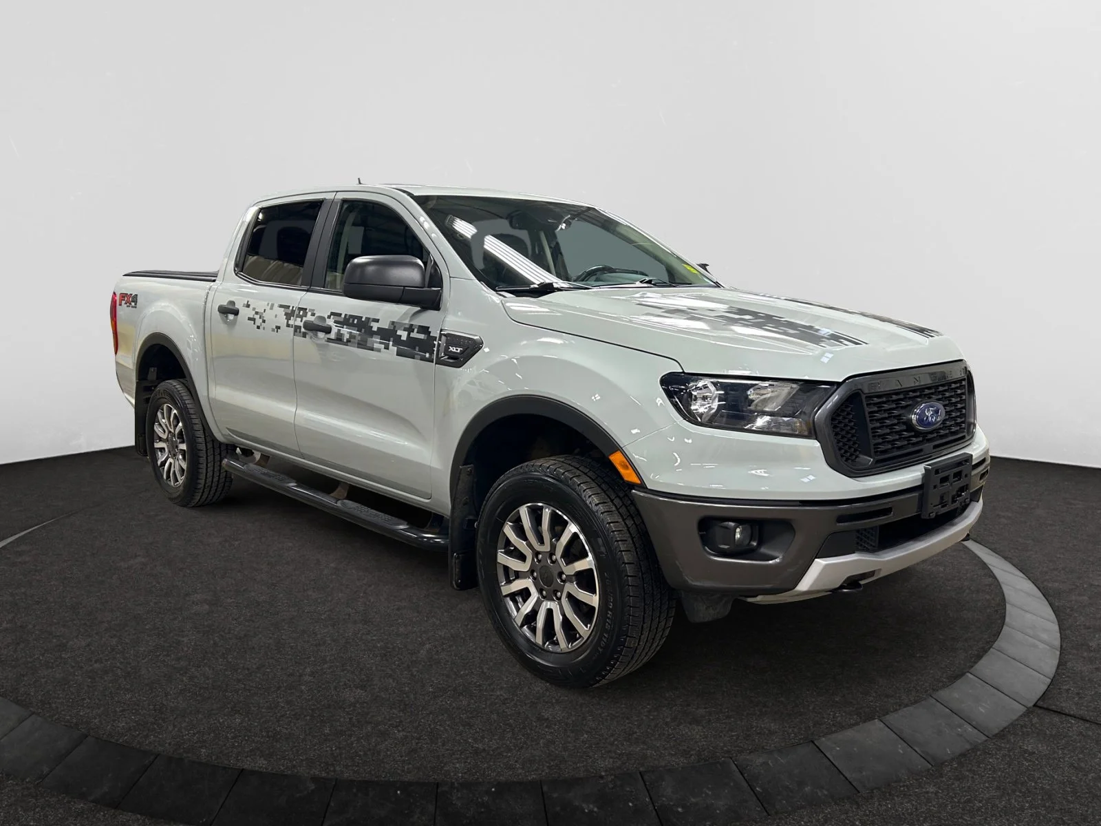 Used 2022 CACTUS GREY Ford XLT SuperCrew image 7
