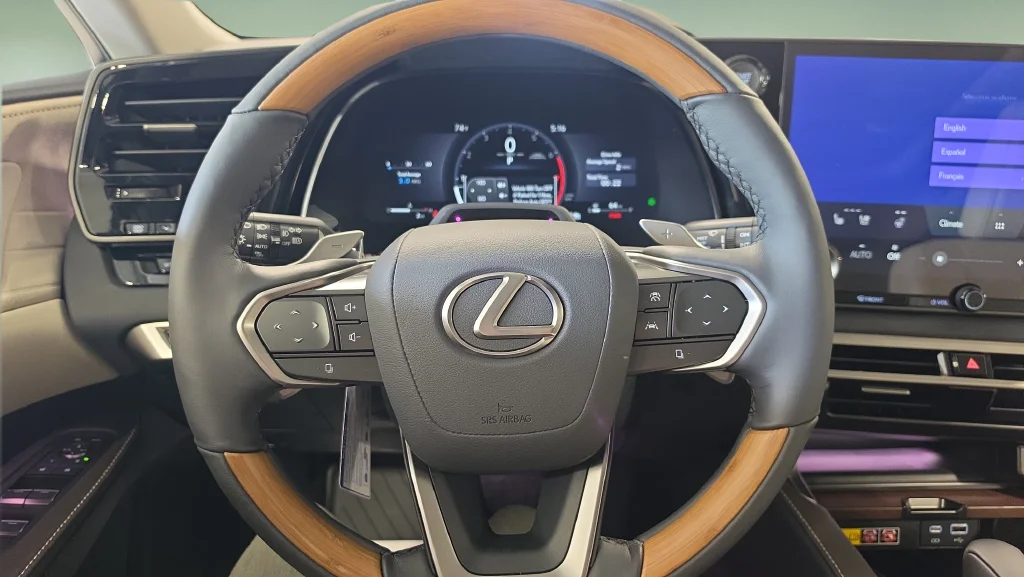 New 2026 Eminent White Pearl Lexus  350 LUXURY AWD image 23